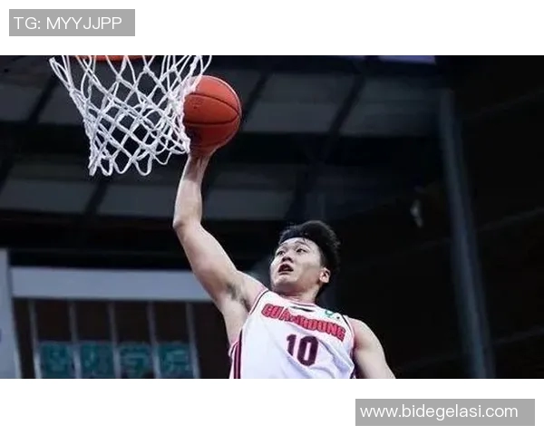 深圳乒乓球队以91分稳居精英赛积分榜首位展现强劲实力